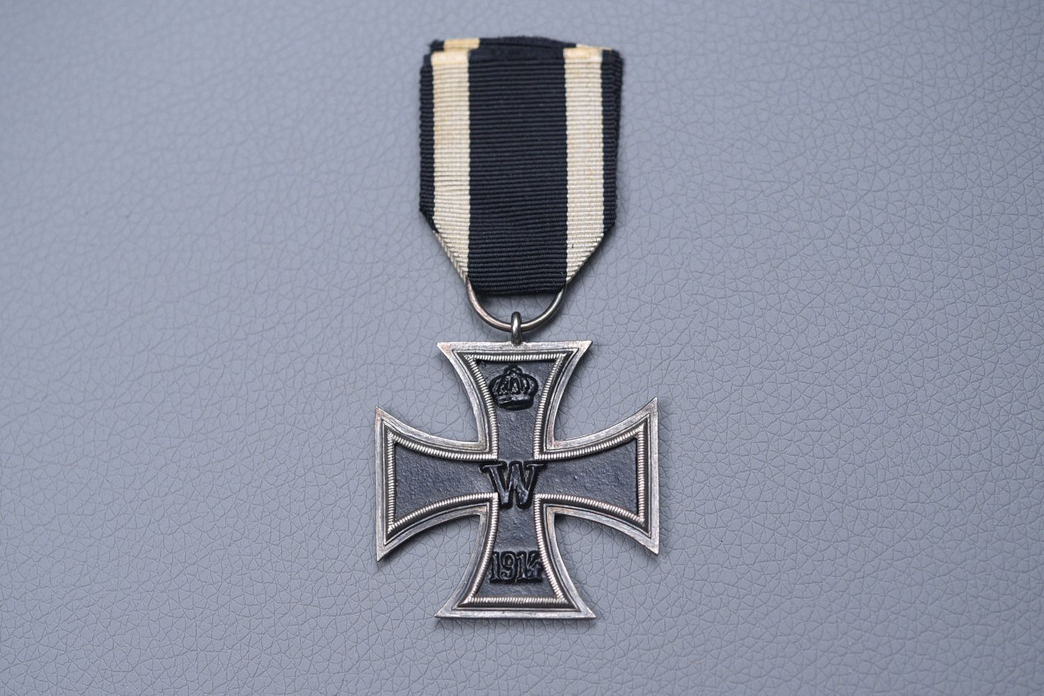 WWI GERMAN 1914 IRON CROSS 2nd CLASS ON RIBBON   