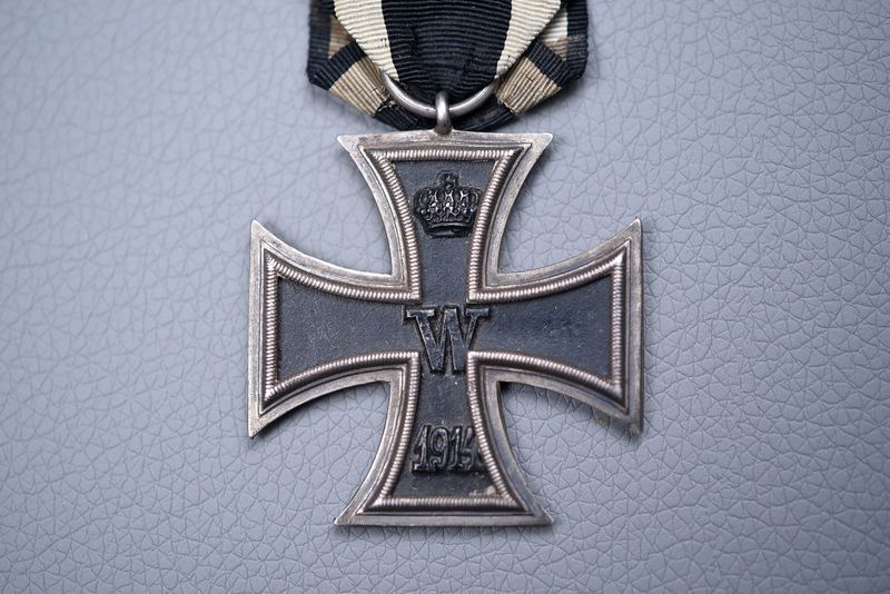 WWI GERMAN 1914 IRON CROSS 2nd CLASS ON RIBBON