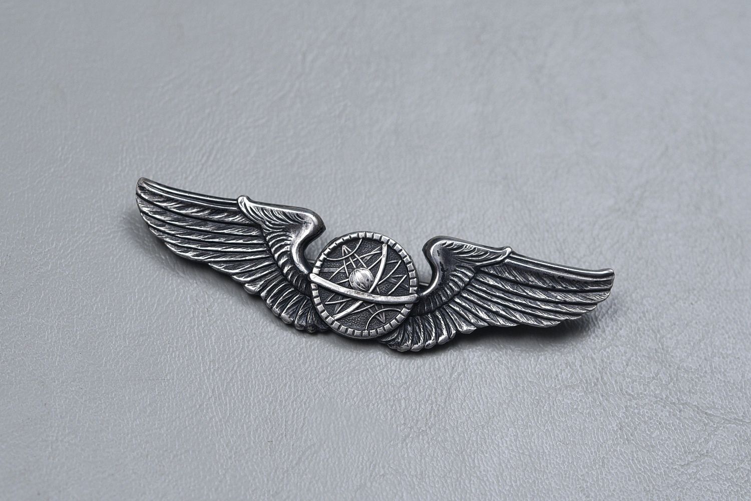 WWII U.S. ARMY AIR CORPS NAVIGATOR WING - STERLING, PIN BACK WWII U.S. ARMY AIR CORPS NAVIGATOR WING - STERLING, PIN BACK