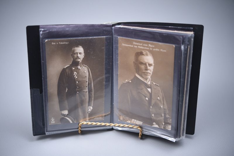 WWI GERMAN SOLDIER PHOTO POSTCARD BOOK WWI GERMAN SOLDIER PHOTO POSTCARD BOOK