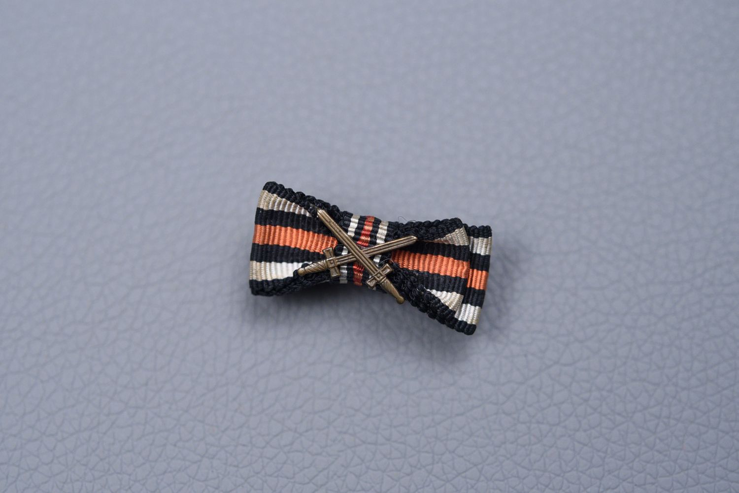 WWI GERMAN HINDENBURG HONOR CROSS w/SWORDS BOUTONNIERE