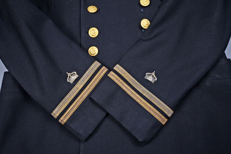 WWI GERMAN KAISERLICHE MARINE OFFICER'S JACKET - SENIOR LEUTNANT