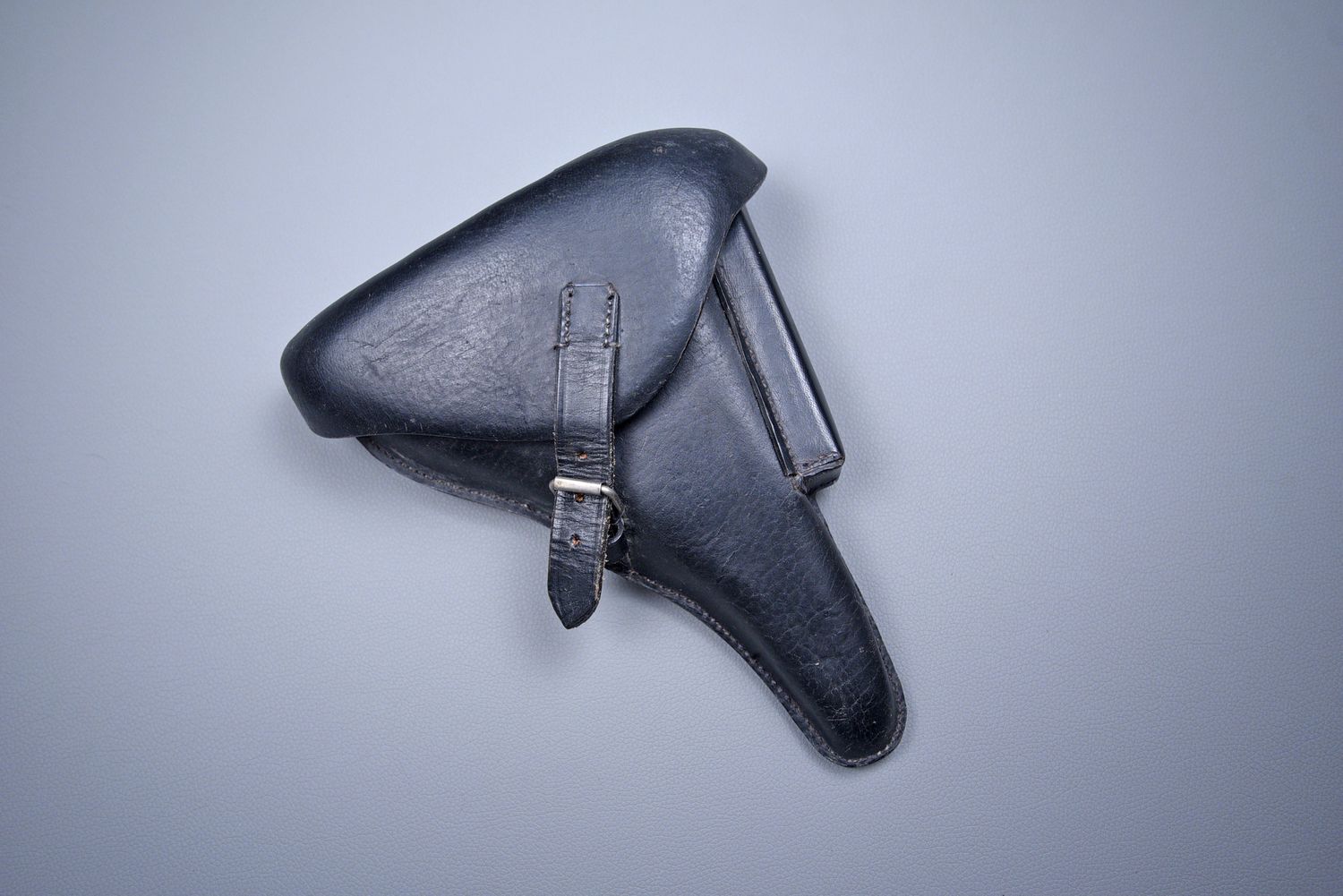 WWII GERMAN P 08 LUGER HOLSTER REPLICA w/ORIGINAL TOOL - WAFFEN AMPTED