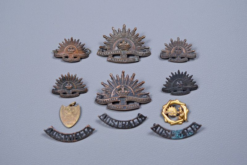 WWI AUSTRALIAN BADGE LOT OF 11 INSIGNIA