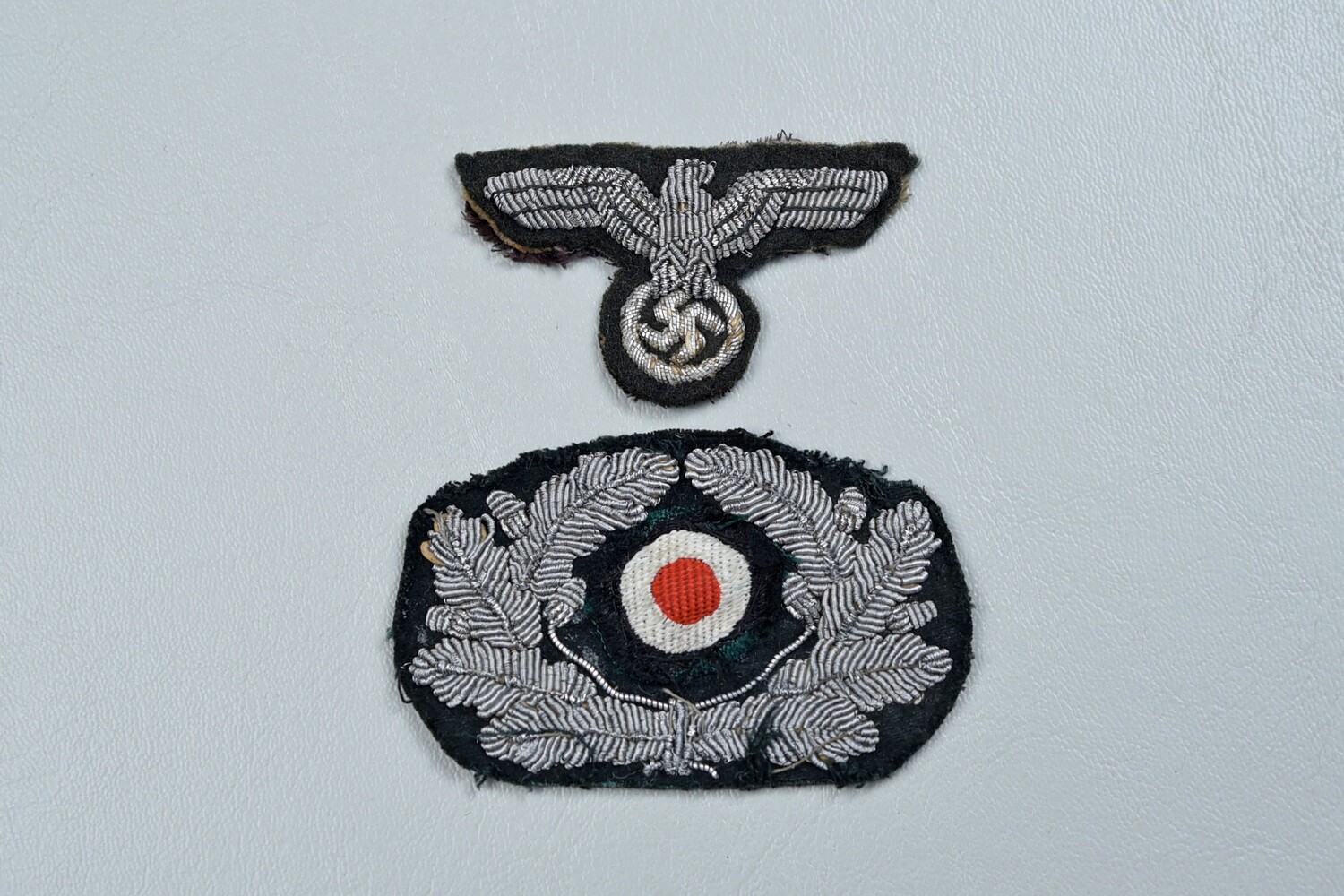 WWII GERMAN ARMY OFFICER'S VISOR HAT INSIGNIA SET - BULLION WWII GERMAN ARMY OFFICER'S VISOR HAT INSIGNIA SET - BULLION