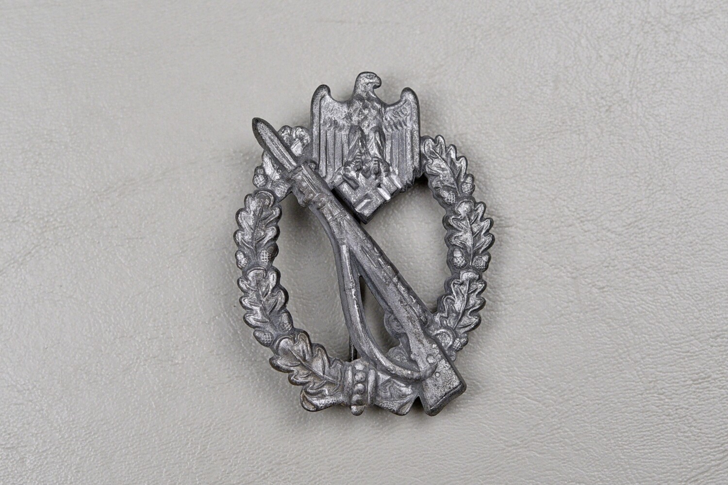 WWII GERMAN INFANTRY ASSAULT BADGE BY BSW WWII GERMAN INFANTRY ASSAULT BADGE BY BSW