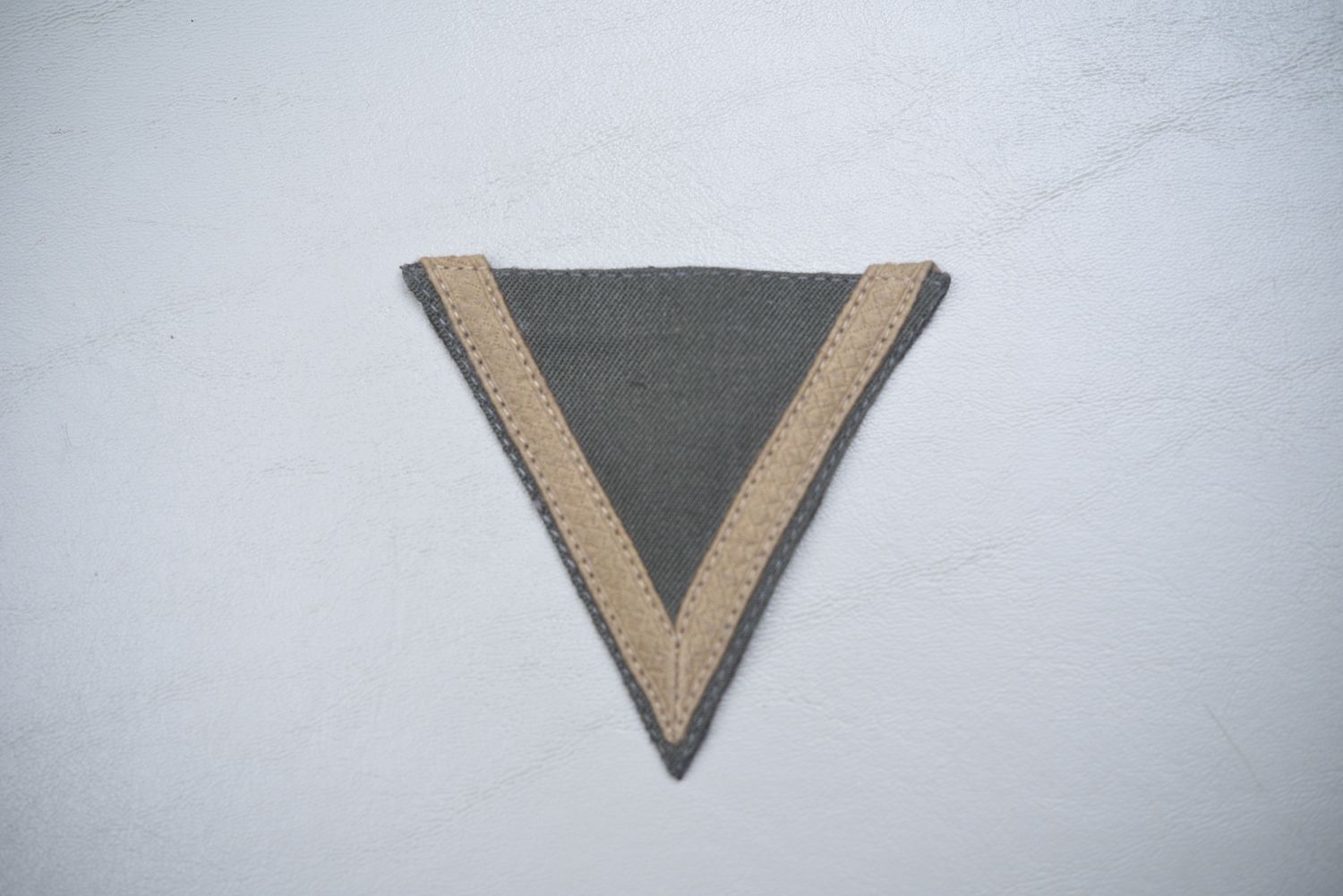 WWII GERMAN AFRIKA KORPS GEFREITER SLEEVE CHEVRON WWII GERMAN AFRIKA KORPS GEFREITER SLEEVE CHEVRON