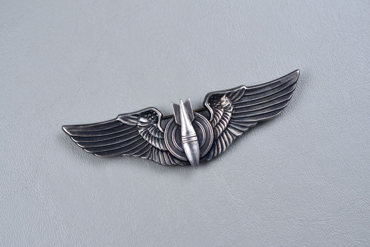 WWII U.S. ARMY AIR CORPS BOMBARDIER WING - JUAREZ PATTERN, STERLING