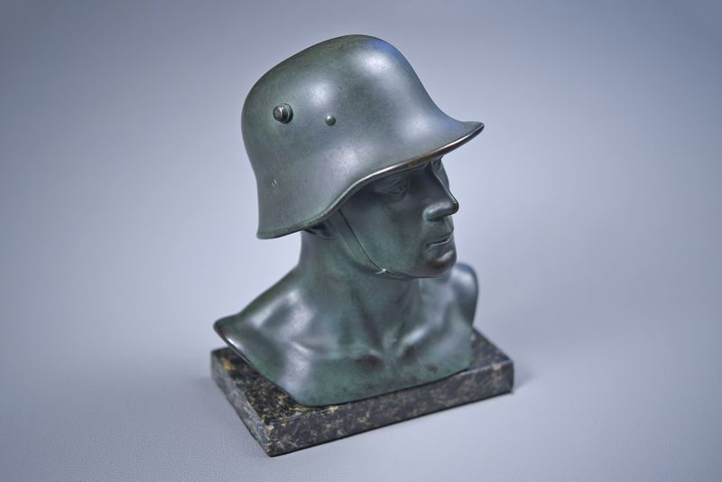 WWI GERMAN HEROIC BRONZE MARBLE BASE BUST SCULPTURE BY OTTO SCHMIDT-HOFER