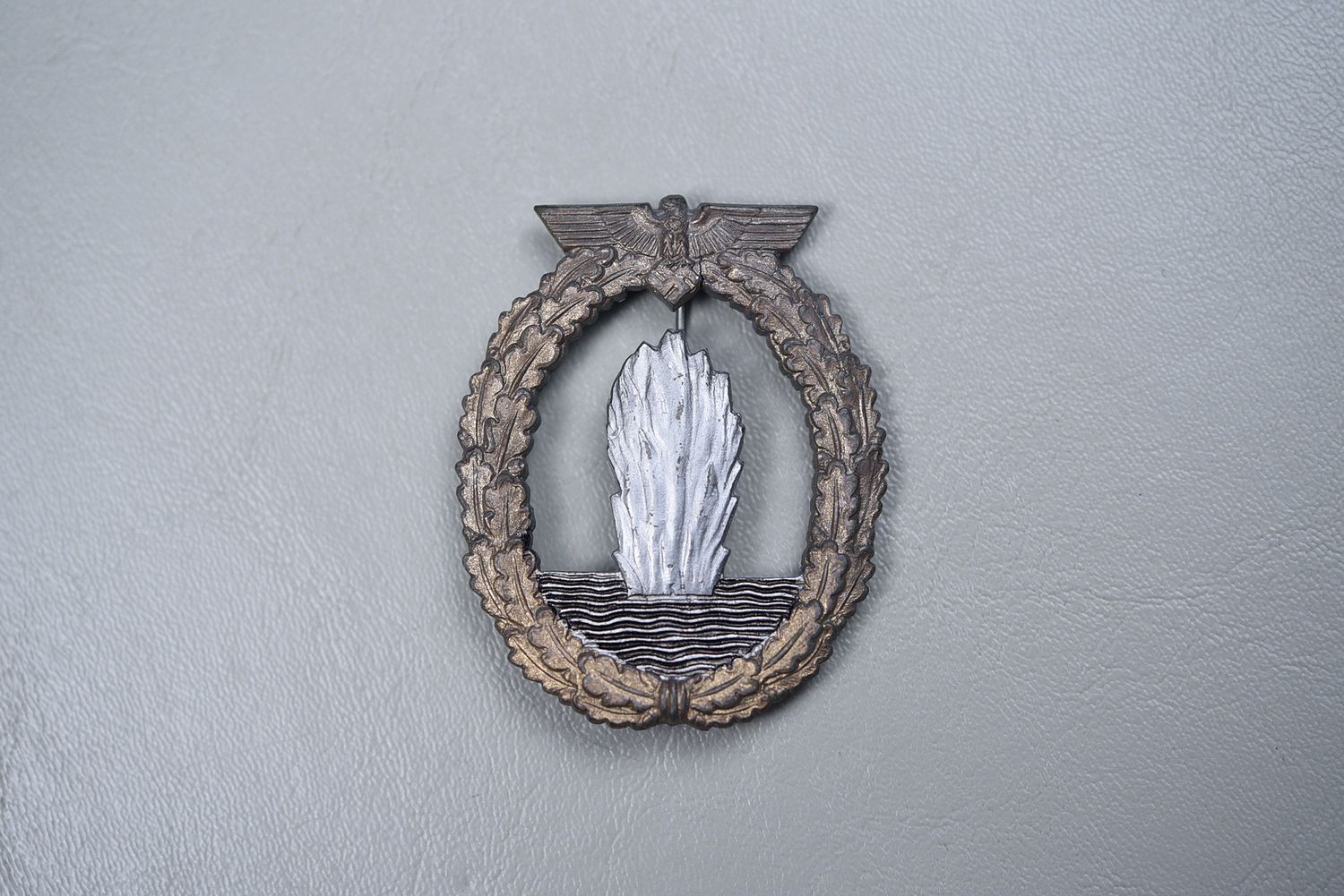 WWII GERMAN KRIEGSMARINE MINESWEEPER BADGE BY A.S. IN TRIANGLE