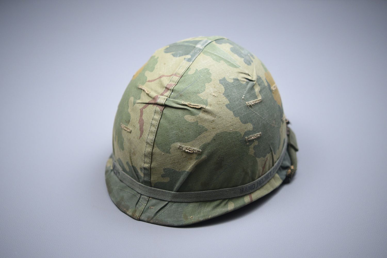 VIETNAM WAR U.S. M1 STEEL HELMET W/MITCHEL COVER - DATE '74'