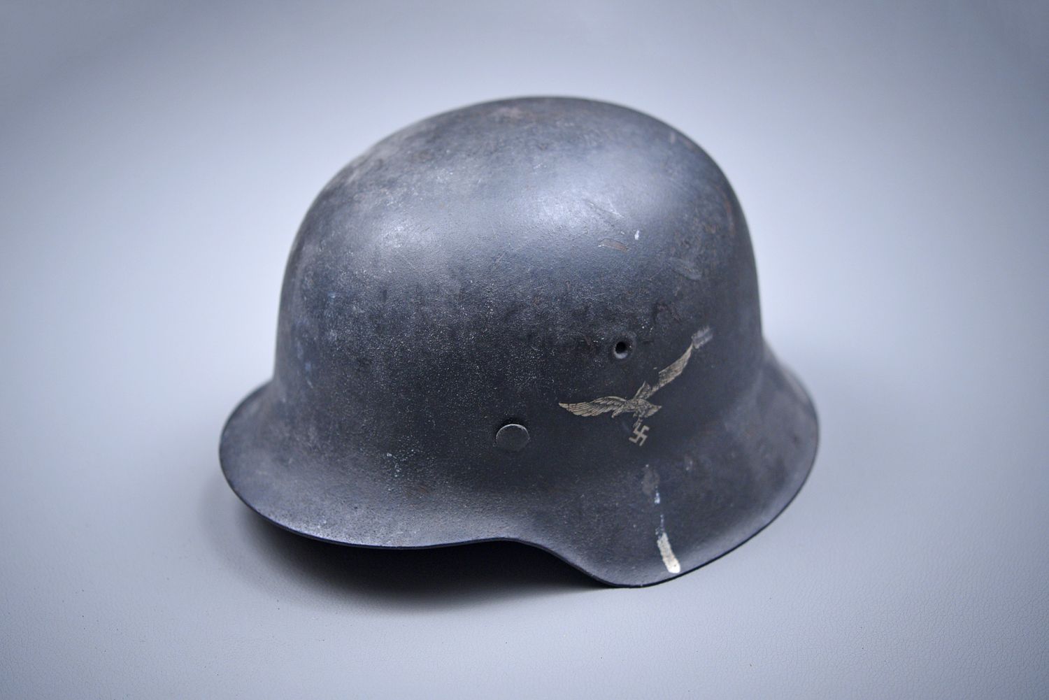 WWII GERMAN MODEL 1942 LUFTWAFFE SINGLE DECAL HELMET - COMPLETE WWII GERMAN MODEL 1942 LUFTWAFFE SINGLE DECAL HELMET - COMPLETE
