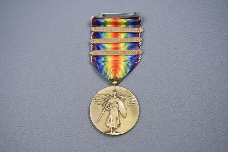WWI U.S. VICTORY MEDAL w/3 BARS