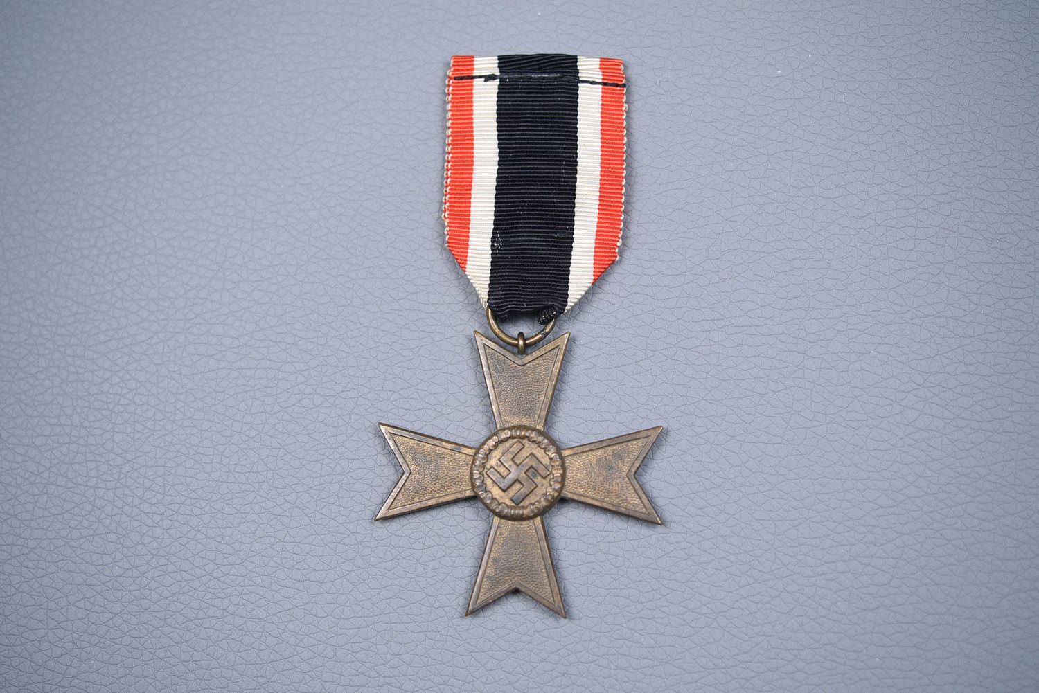 WWII GERMAN 1939 WAR MERIT CROSS 2nd CLASS WITHOUT SWORDS BY CARL WILD