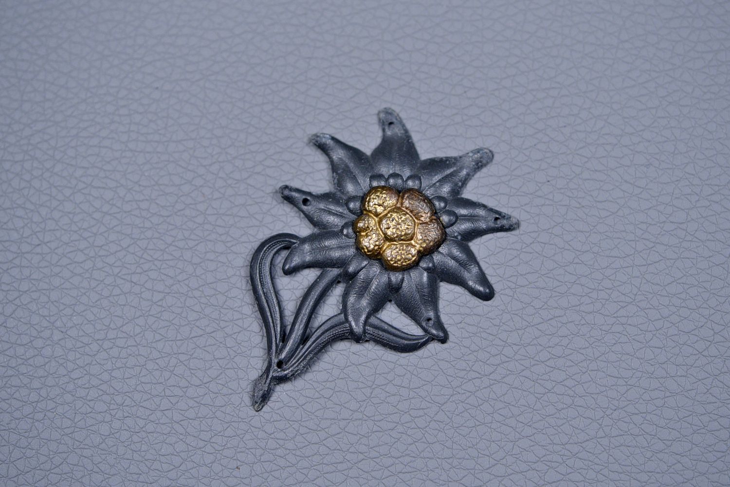 WWII GERMAN GEBIRGSJÄGER METAL HAT EDELWEISS MARKED ‘G.B.41’ WWII GERMAN GEBIRGSJÄGER METAL HAT EDELWEISS MARKED ‘G.B.41’