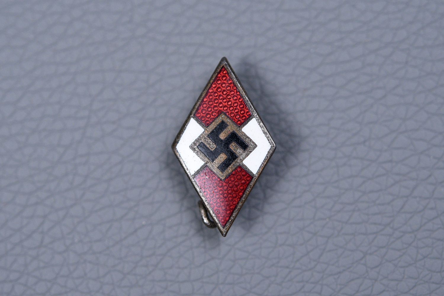 WWII GERMAN HITLER YOUTH MEMBERSHIP BADGE BY HEINRICH ULBRICHTS WITWE, WEIN WWII GERMAN HITLER YOUTH MEMBERSHIP BADGE BY HEINRICH ULBRICHTS WITWE, WEIN