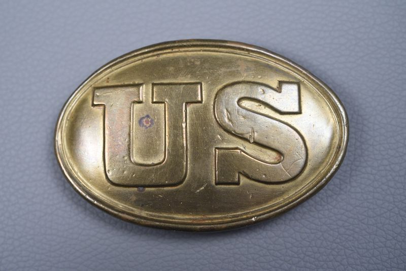 CIVIL WAR U.S. OVAL BELT BUCKLE w/SQUARE BOTTOM 'U' – 15th MASS., NON-DUG