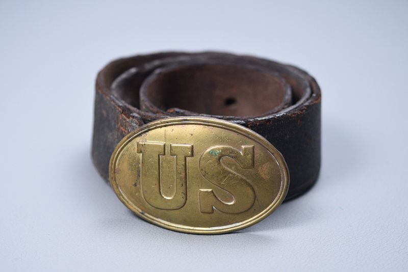CIVIL WAR U.S. OVAL BUCKLE ON BLACK LEATHER BELT