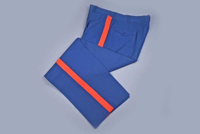 KOREAN WAR/VIETNAM U.S. MARINE CORPS NCO DRESS BLUES TROUSERS – NAMED KOREAN WAR/VIETNAM U.S. MARINE CORPS NCO DRESS BLUES TROUSERS – NAMED