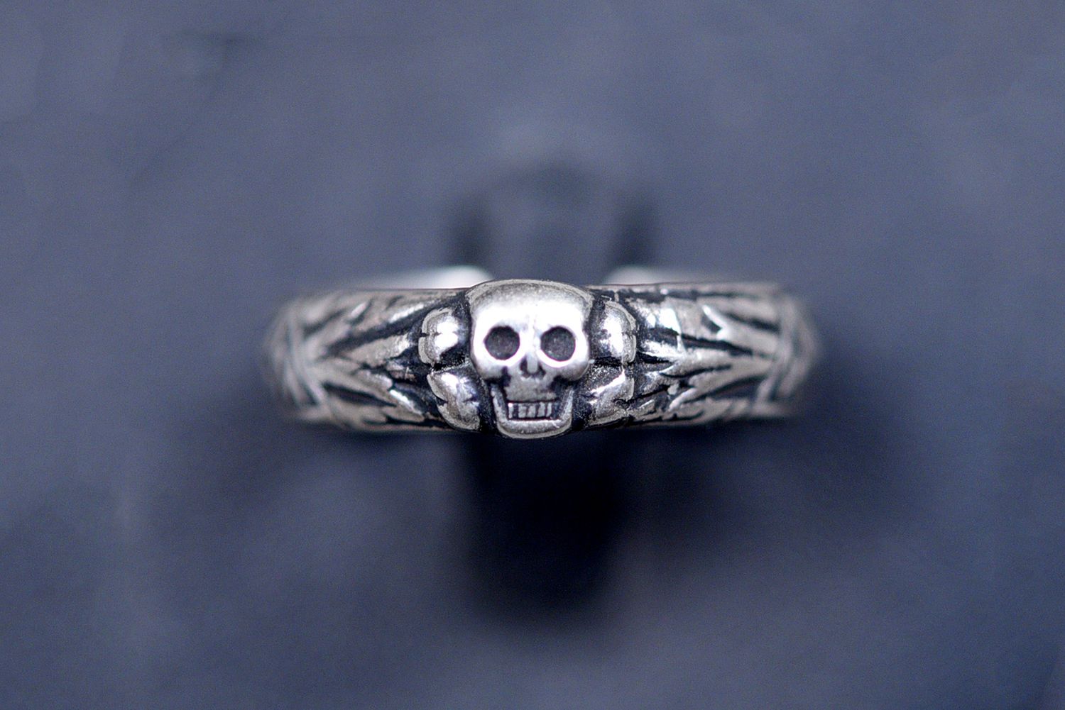 WWII GERMAN SS TOTENKOPF HONOR RING – EXCELLENT REPLICA WWII GERMAN SS HONOR RING – EXCELLENT REPLICA