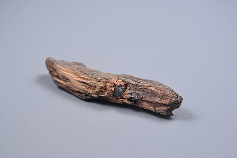 CIVIL WAR CASE SHOT BALL IN WOOD CIVIL WAR CASE SHOT BALL IN WOOD