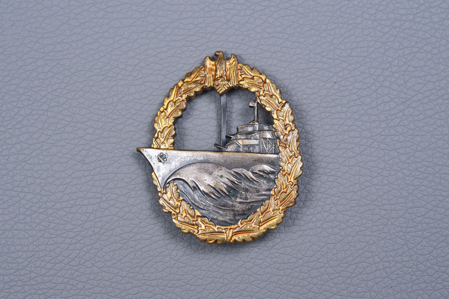WWII GERMAN KRIEGSMARINE DESTROYER BADGE BY STEINHAUER & LÜCK WWII GERMAN KRIEGSMARINE DESTROYER BADGE BY STEINHAUER & LÜCK