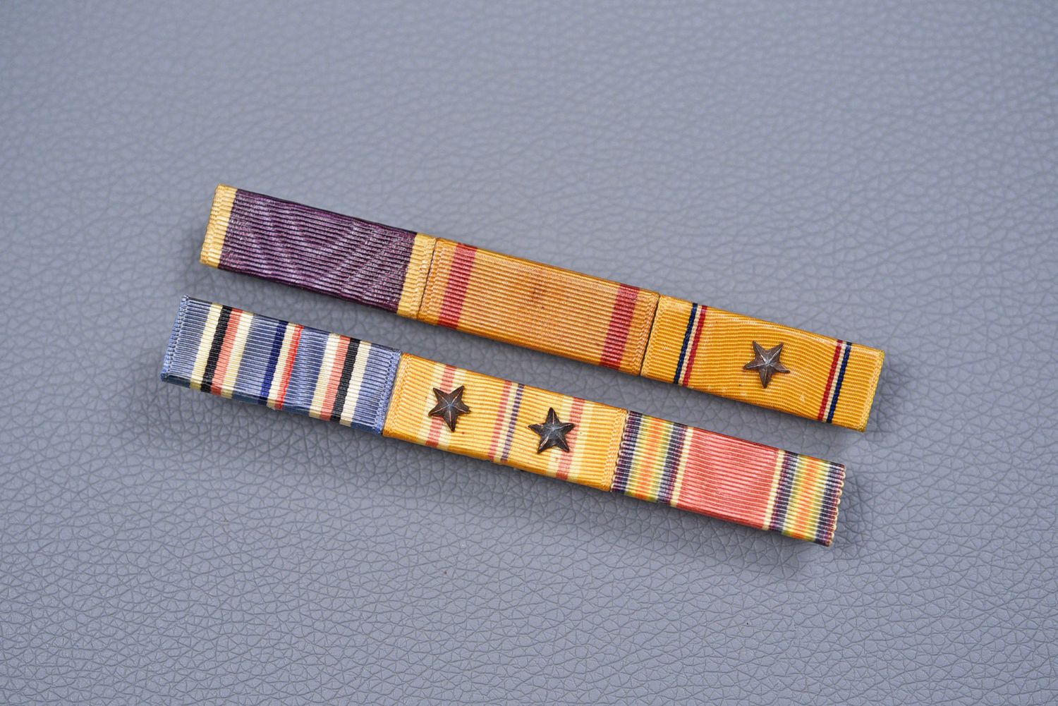 WWII U.S. MARINE CORPS PURPLE HEART/CHINA SERVICE RIBBON BAR - 2EA. ½ INCH BARS WWII U.S. MARINE CORPS PURPLE HEART/CHINA SERVICE RIBBON BAR - 2EA. ½ INCH BARS