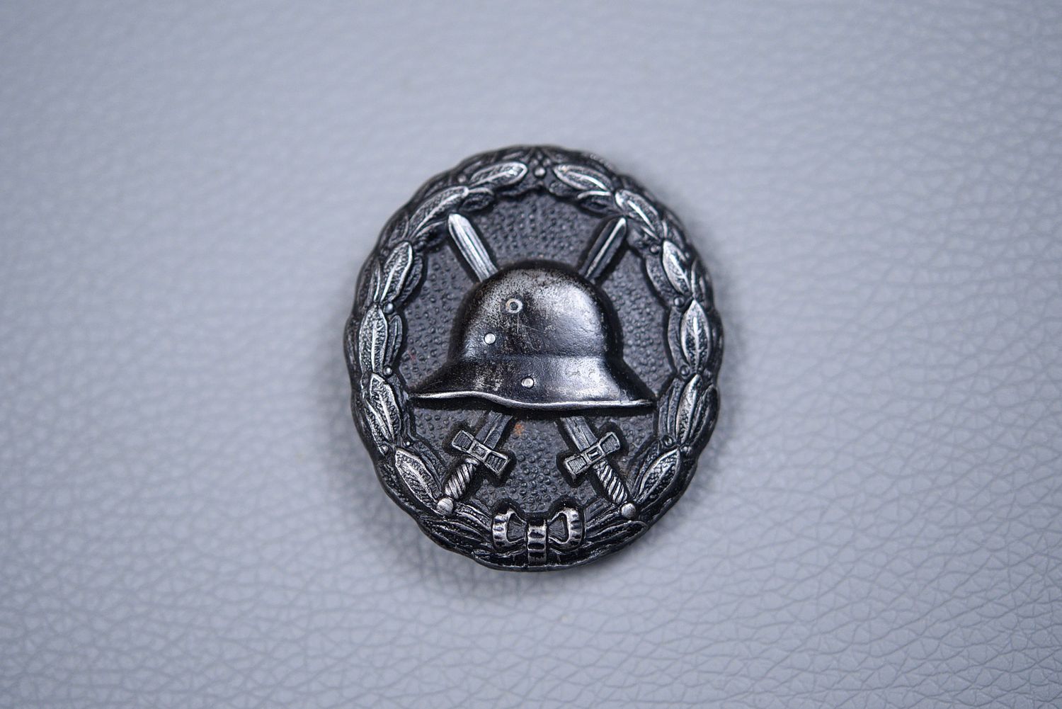 WWI GERMAN BLACK WOUND BADGE WWI GERMAN BLACK WOUND BADGE