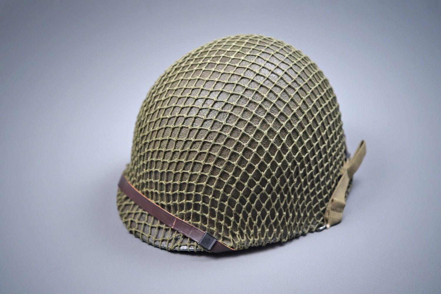 WWII US M1 STEEL HELMET w/LINER & INVASION NET - FRONT SEAM, COMPLETE WWII US M1 STEEL HELMET w/LINER & INVASION NET - FRONT SEAM, COMPLETE