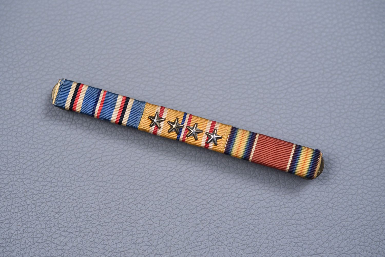 WWII U.S. 3-PLACE RIBBON BAR WITH PTO & 4 LARGE STARS WWII U.S. 3-PLACE RIBBON BAR WITH PTO & 4 LARGE STARS