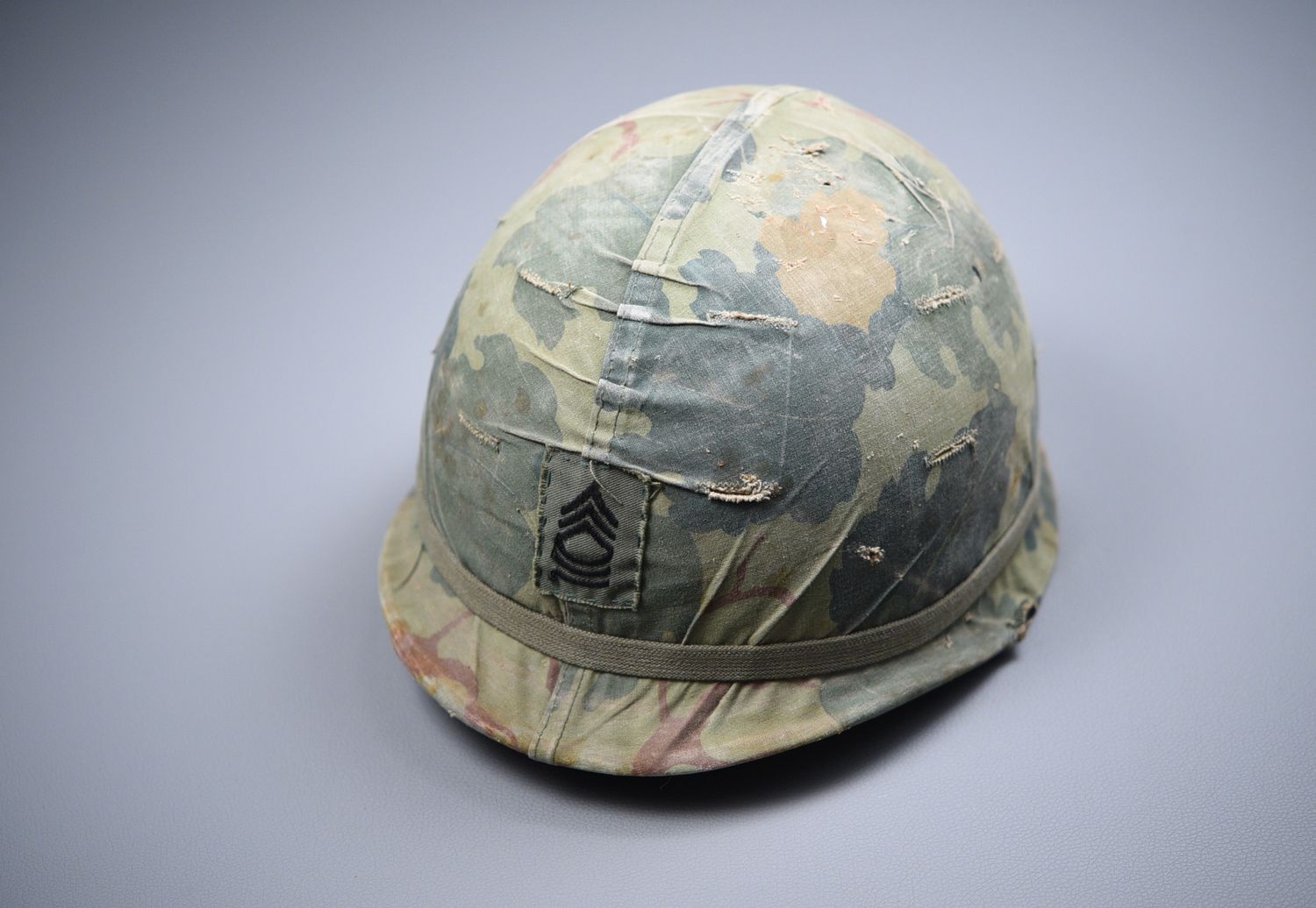 VIETNAM WAR U.S. STEEL HELMET w/MITCHELL COVER - DATED LATE '64 -EARLY '65 VIETNAM WAR U.S. STEEL HELMET w/MITCHELL COVER - DATED LATE '64 -EARLY '65