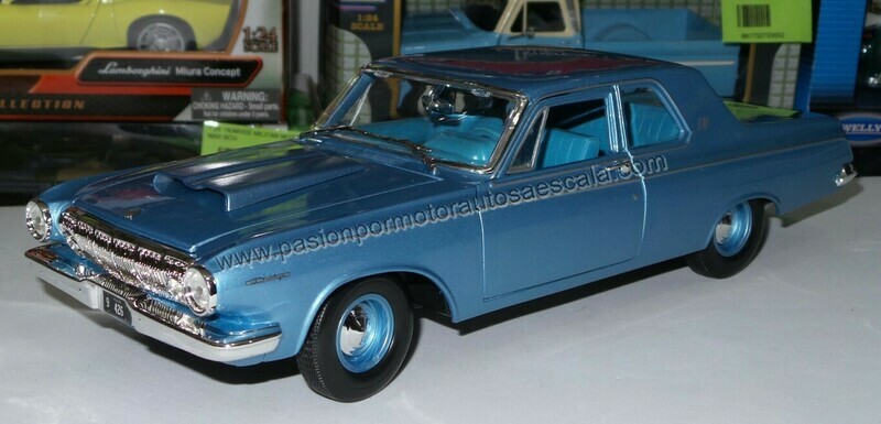 1:18 Dodge 330 Coupe 1963 Azul MAISTO Special Edition