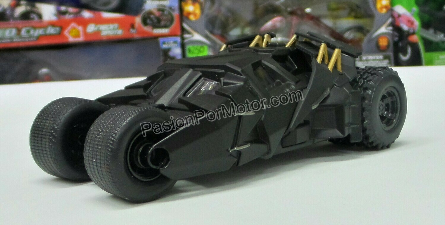 1:32 / 1:43 Batimovil The Dark Knight 2005 Tumbler Batman Jada Toys Metals DC Comics En Display / A Granel