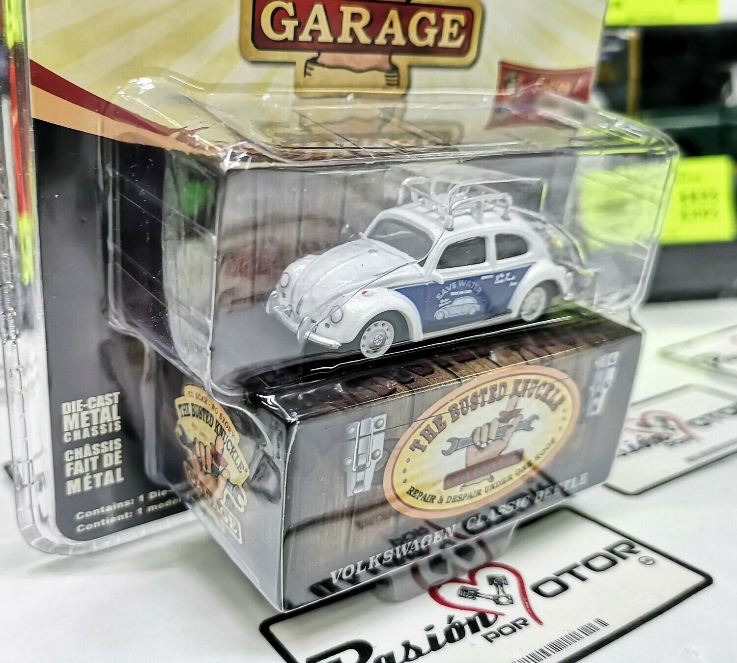 1:64 Volkswagen Classic Beetle Vocho Greenlight The Busted Knuckle Garage Serie 1
