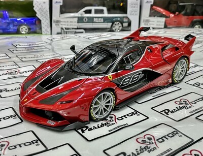 1:18 Ferrari FXX K Coupe 2015 Rojo BBURAGO Signature