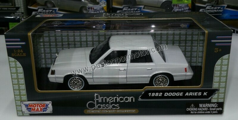 1:24 Dodge Aries K 1982 Blanco Dart Motor Max C Caja Valiant