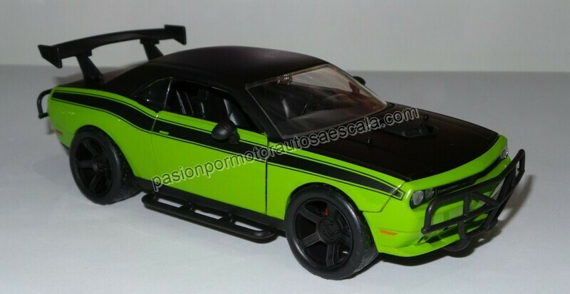 1:24 Dodge Challenger SRT8 2011 Letty's Rapido Y Furioso 7 Jada Toys Build N' Collect En Caja