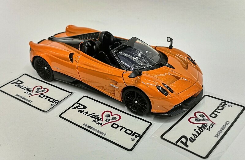 1:24 Pagani Huayra Roadster 2018 Naranja MOTOR MAX