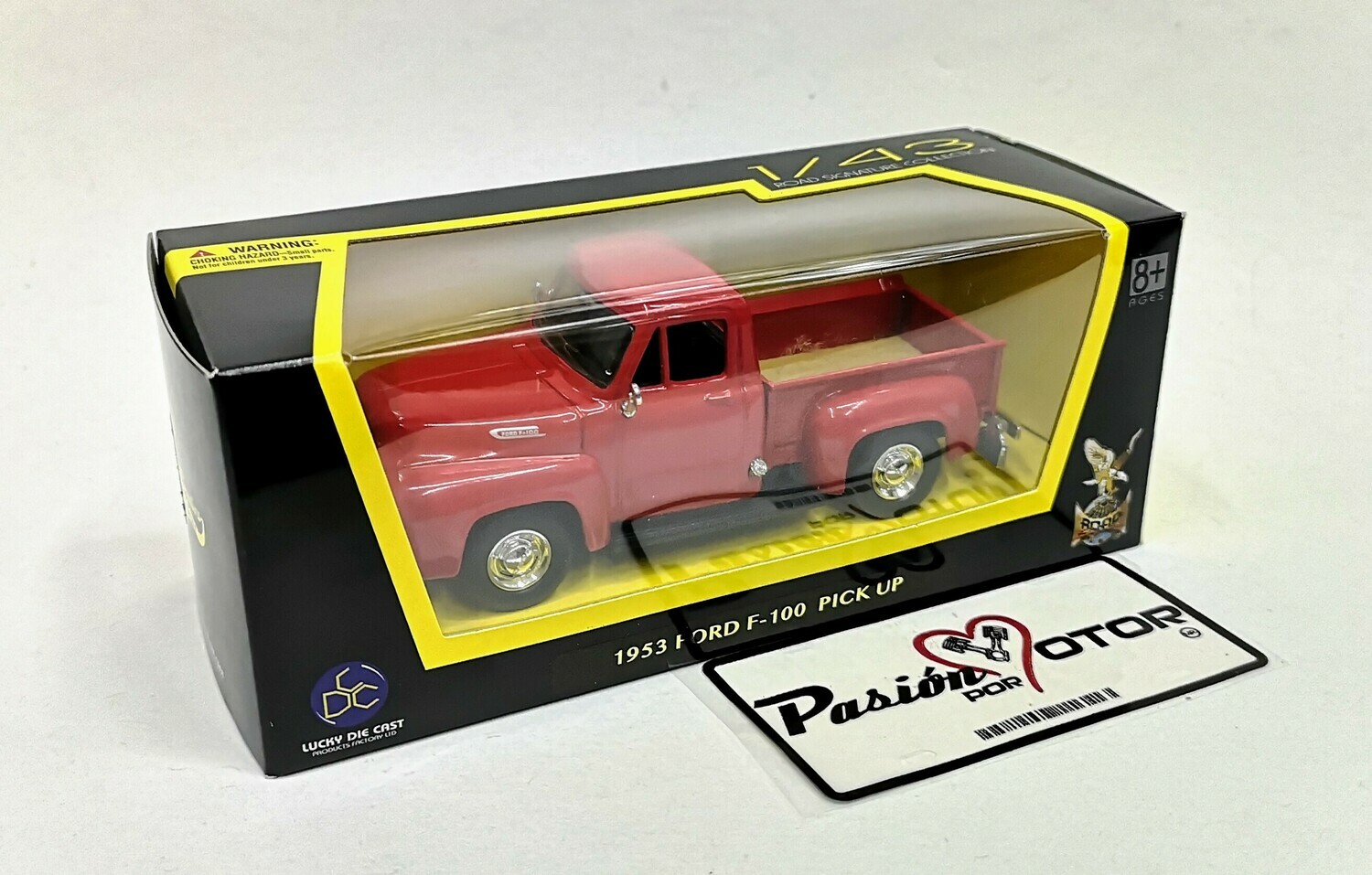 1:43 Ford F-100 Pick Up 1953 Lucky Die Cast Road Signature Collection
