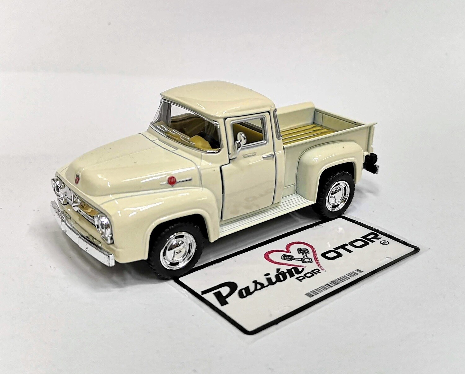 5 Pulgadas / 1:38 Ford F-100 Pick Up 1956 Crema KINSMART En display a Granel 1:32