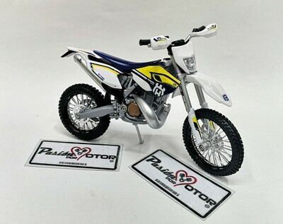 1:12 Husqvarna FE 501 2016 Blanco con Gráficos Moto MAISTO MotorCycles Trial Cross 01087