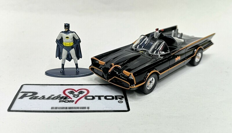 5 Pulgadas / 1:44 Lincoln Futura - Batimovil 1966 TV Series Con Figura de Batman (Adam West) JADA TOYS Metals DC Comics 1:32 01233