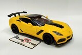 1:24 Chevrolet Corvette C7 ZR1 Coupe 2019 Amarillo MOTOR MAX Timeless Legends