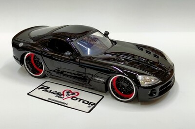 1:24 Dodge Viper SRT10 Coupe Letty&#39;s 2010 Rapido y Furioso 7 JADA TOYS 01703