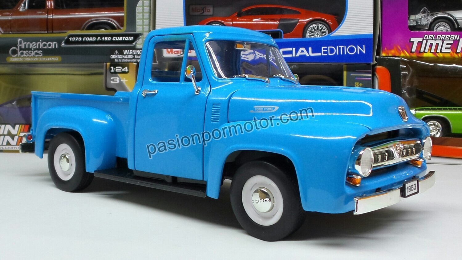 1:18 Ford F-100 Pick Up 1953 Azul Cielo LUCKY DIE CAST Road Signature 01722