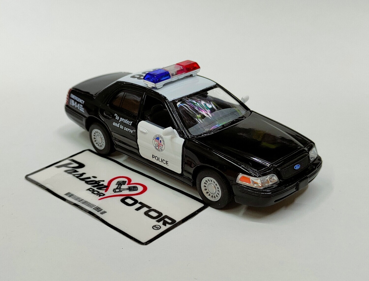Kinsmart 1:42 Ford Crown Victoria Patrulla Police Interceptor 1998 Negro y blanco Display a Granel 1:43