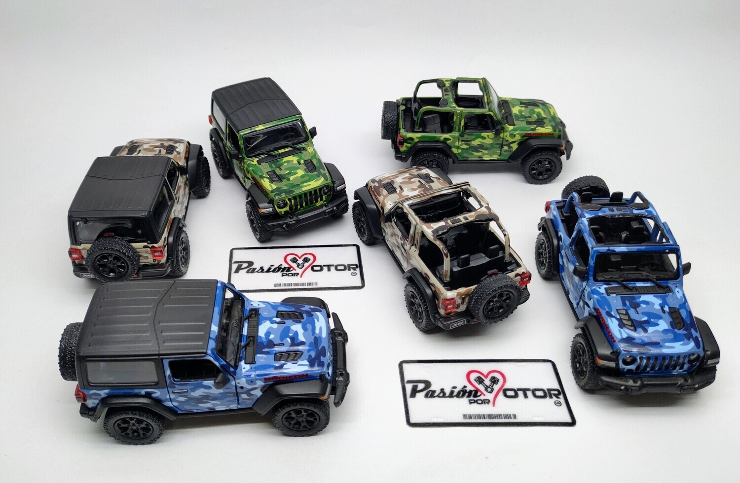 1:34 / 5 Pulgadas Jeep Wrangler Rubicon SUV 2 Puertas 2018 Camuflaje Kinsmart Display a Granel 1:32