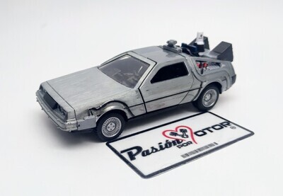 5 Pulgadas / 1:32 DMC DeLorean Coupe 1981 Time Machine Volver al Futuro II Back To The Future JADA TOYS 02907