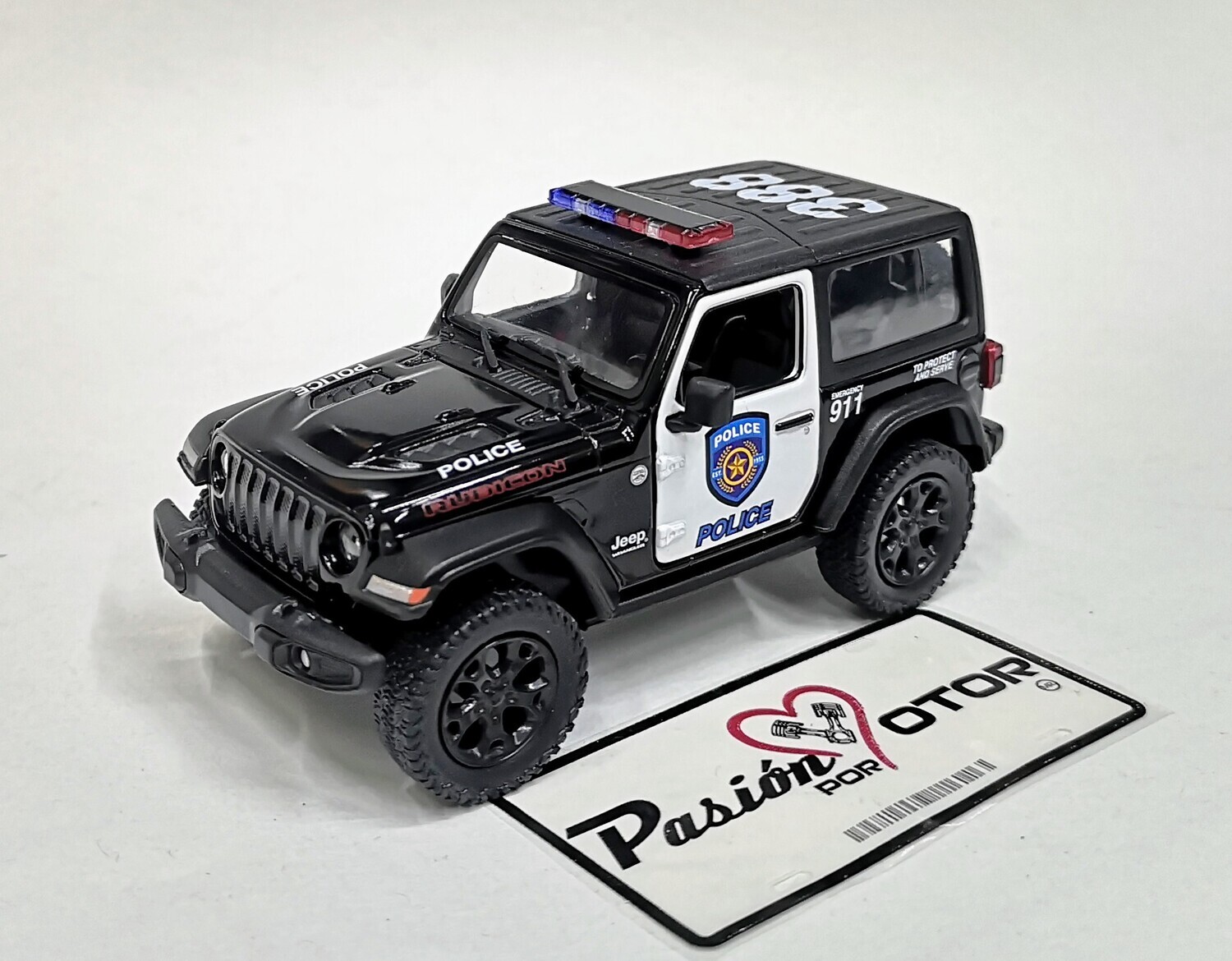 5 Pulgadas / 1:34 Jeep Wrangler Rubicon SUV 2 Puertas Hard Top Patrulla 2018 Blanco y Negro KINSMART Display a Granel 1:32 04083