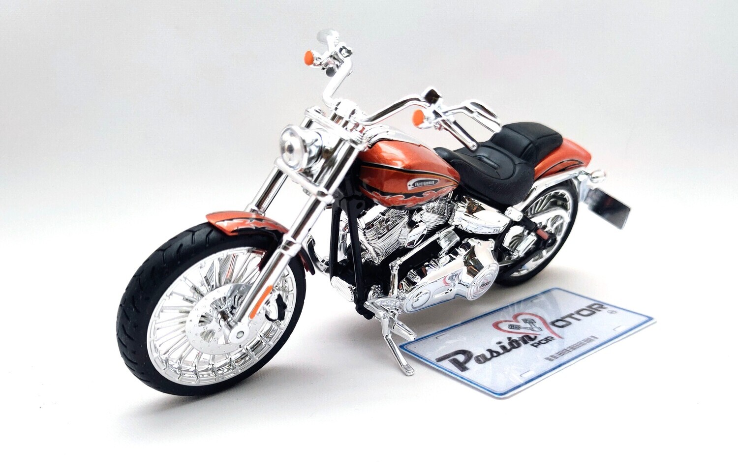 1:12 Harley Davidson CVO Breakout 2014 Cobre Motocicleta MAISTO H-D Custom